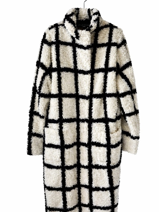 Reformation Jackets & Blazers - Reformation Bromley Teddy Sherpa Coat Black White Grid Plaid Long Jacket Size S